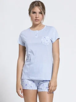 A Sette Pigiama corto da donna in cotone con taschino e shorts fiorati - azzurro