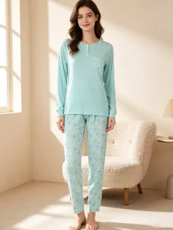 A Sette Pigiama lungo da donna in cotone con taschino e pantaloni fiorati - acqua marina