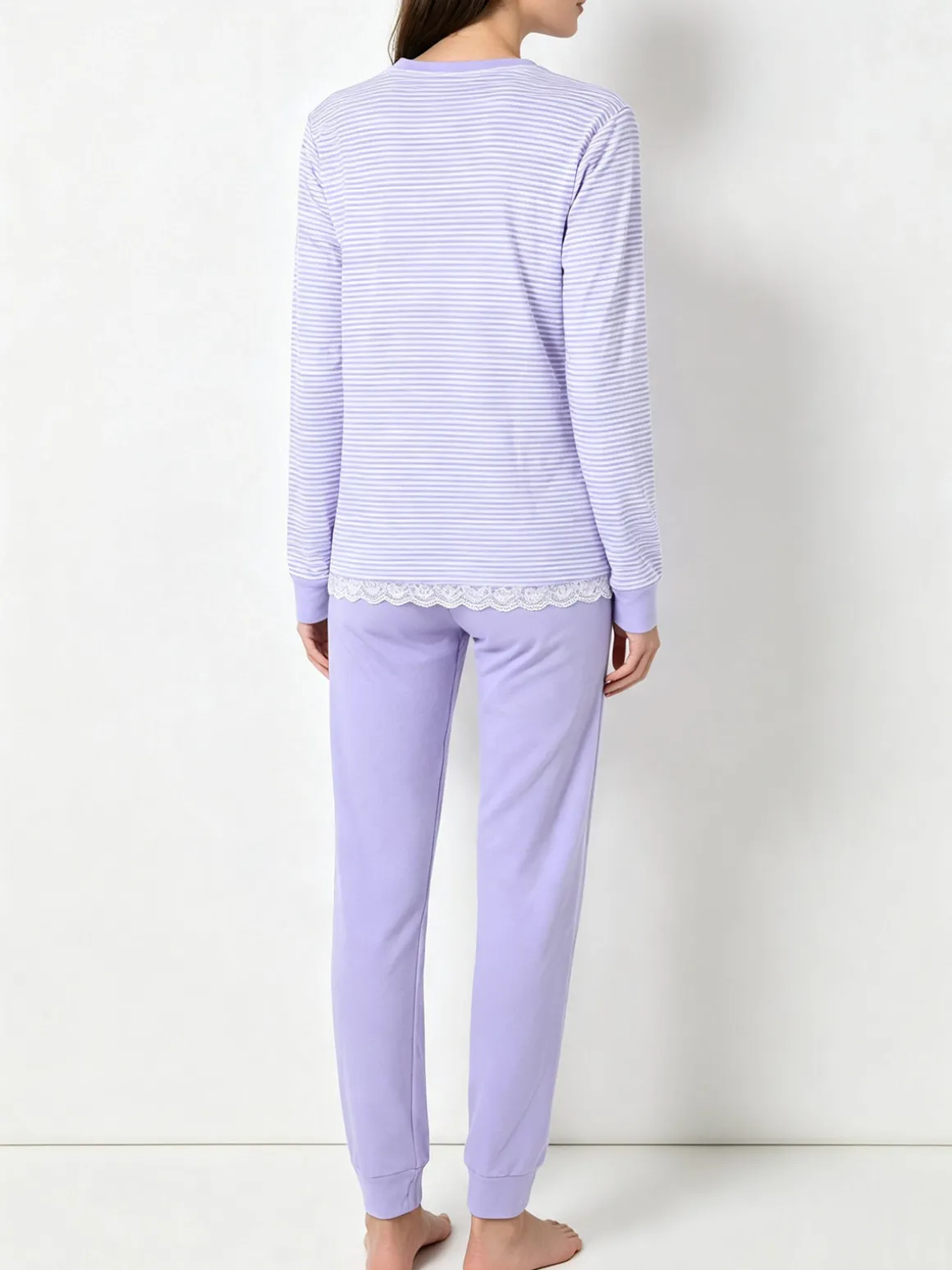 A Sette Pigiama lungo da donna in cotone interlock con maglia a righe - lilla