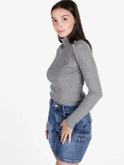 Attic Tricot Pullover donna dolcevita in maglia con bottoni decorativi sulla spalla