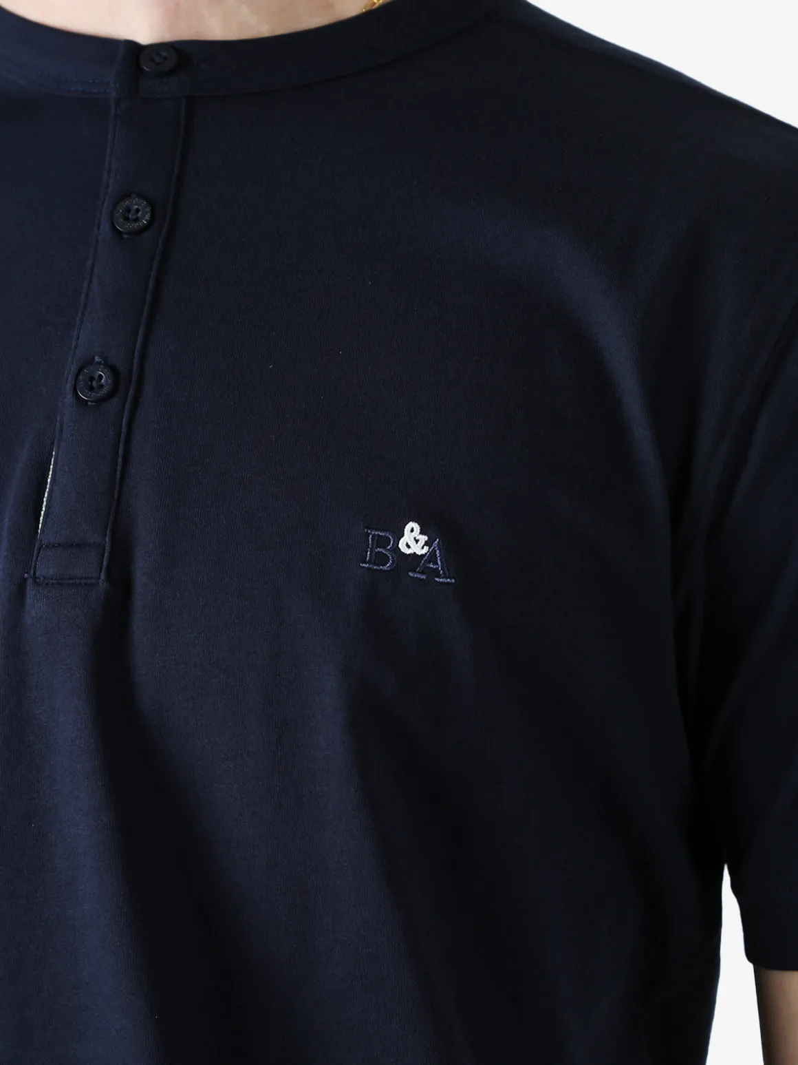 Baci & Abbracci T-shirt da uomo in cotone con bottoncini sullo scollo - blu scuro