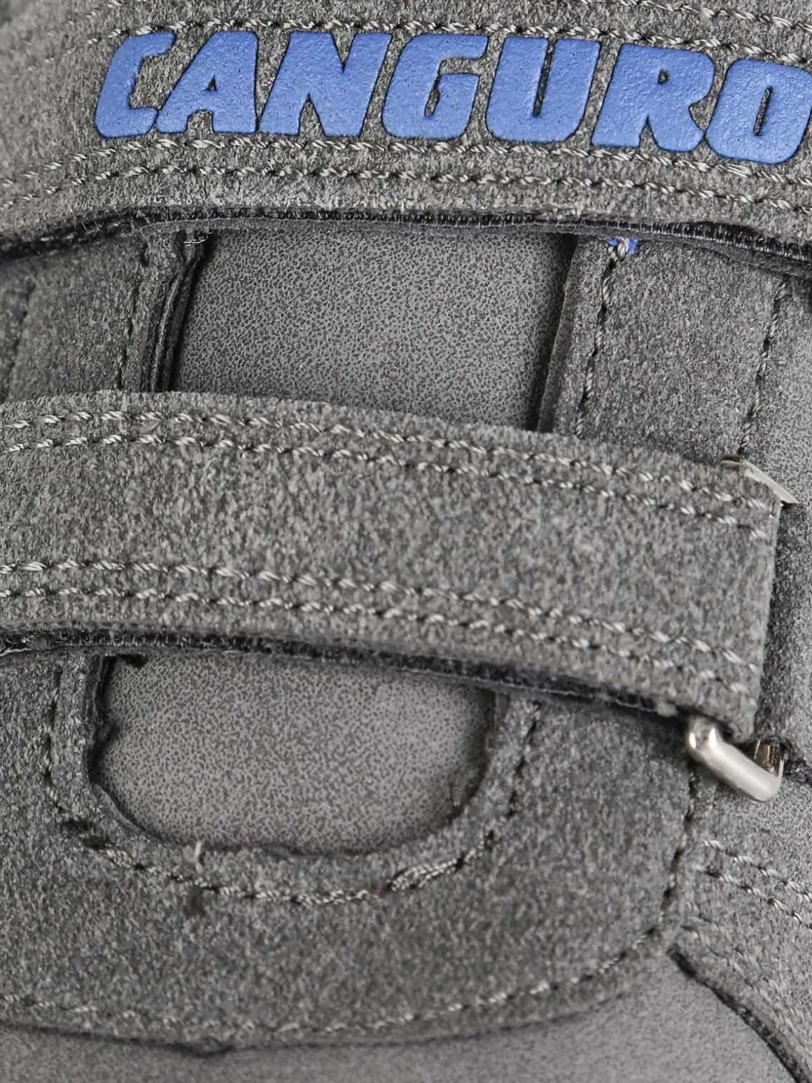 Canguro Sneakers bimbo con strappi