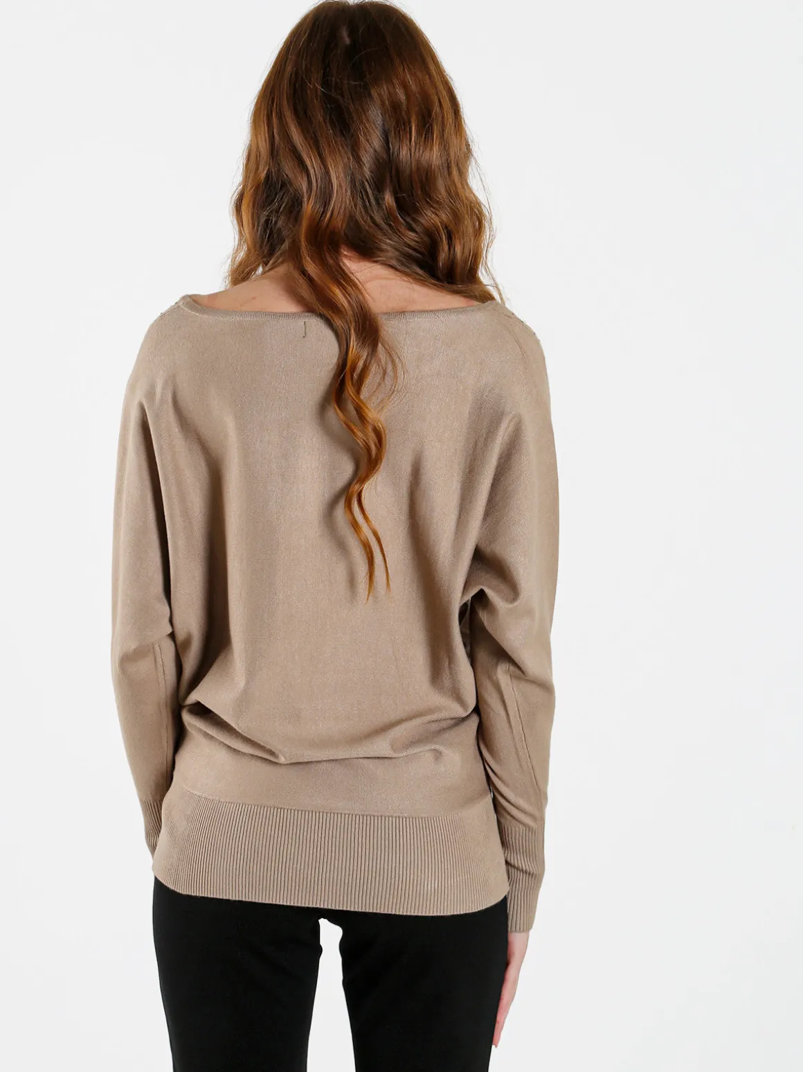 Coveri Moving Maglia donna con scollo a barca e borchie - khaki