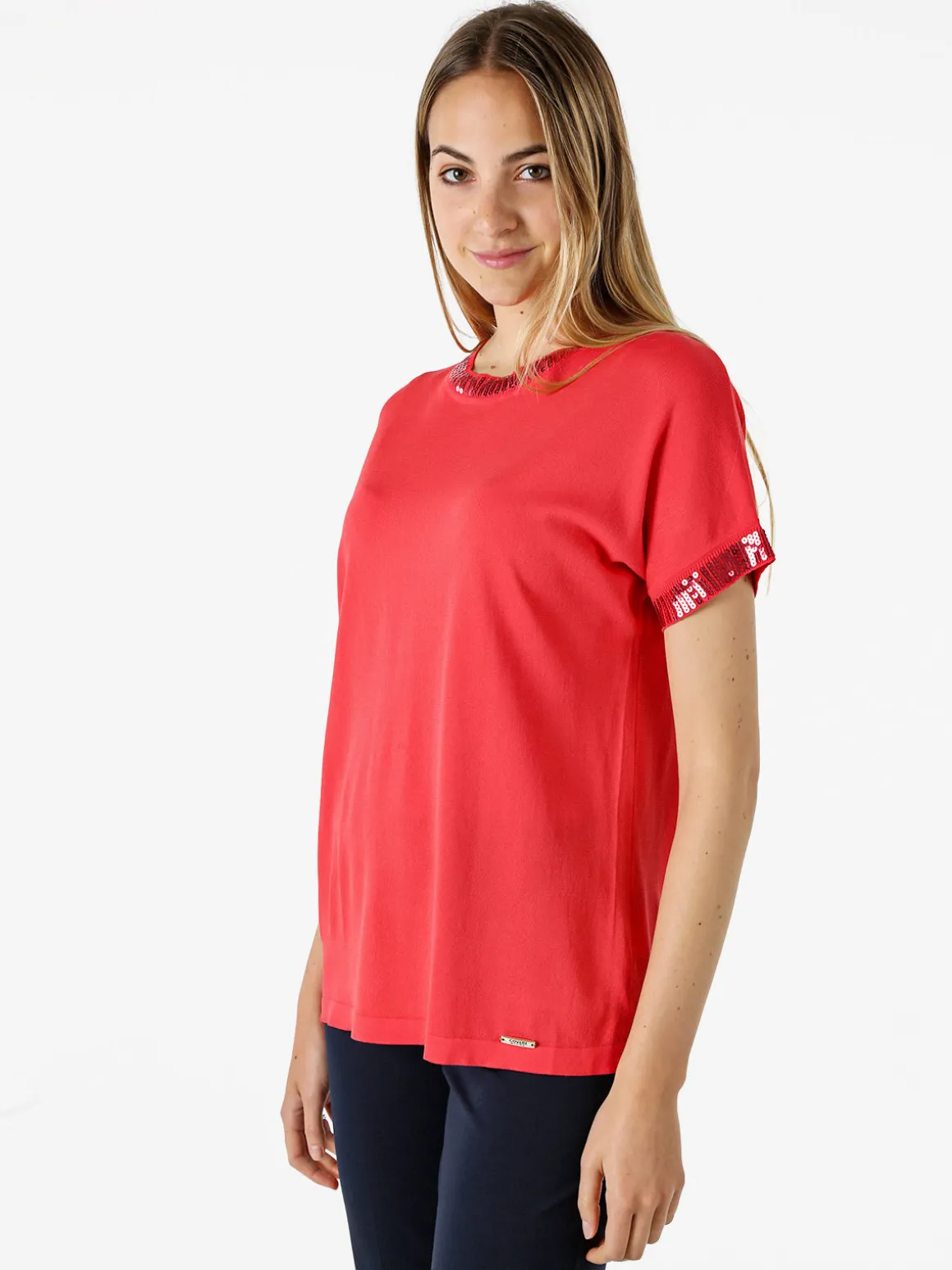 Coveri Moving Maglia girocollo da donna a maniche corte con paillettes decorative - fragola