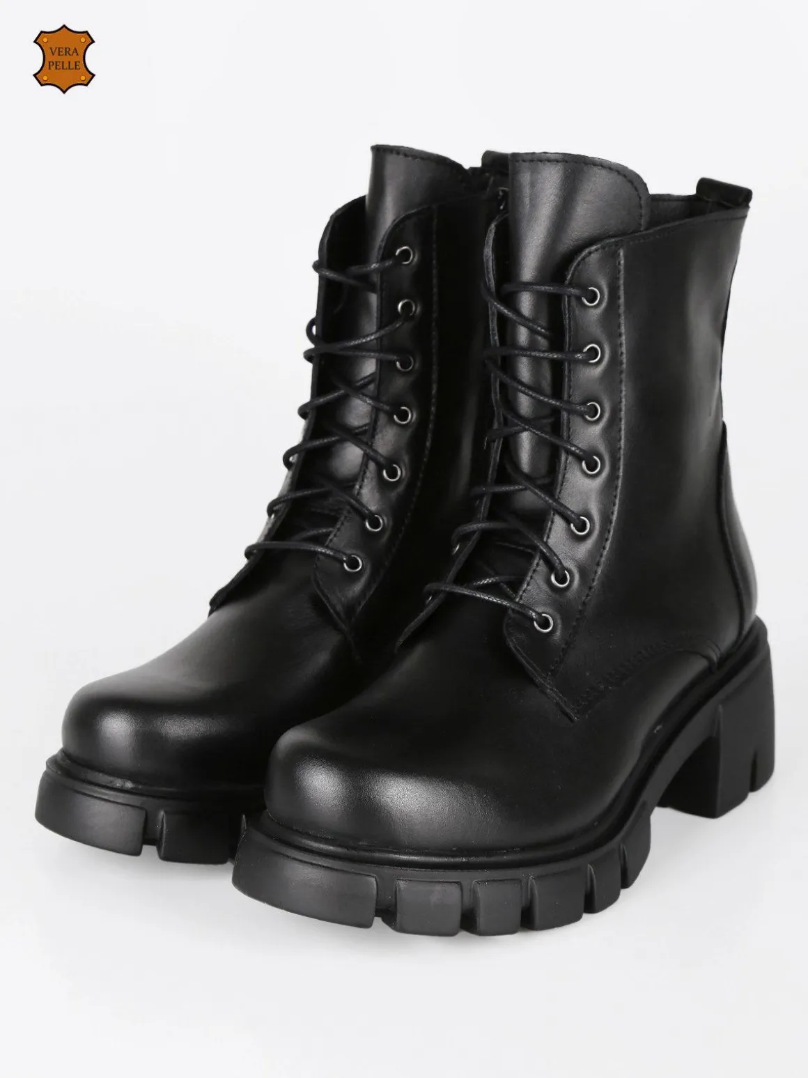 Dolce Moda Anfibi in pelle con tacco