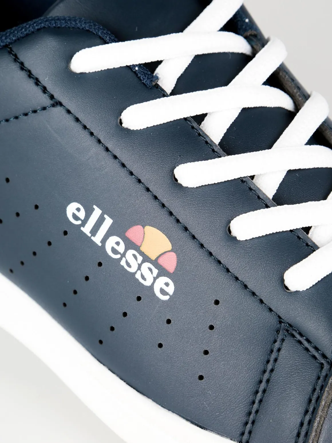 Ellesse Sneakers basse in ecopelle