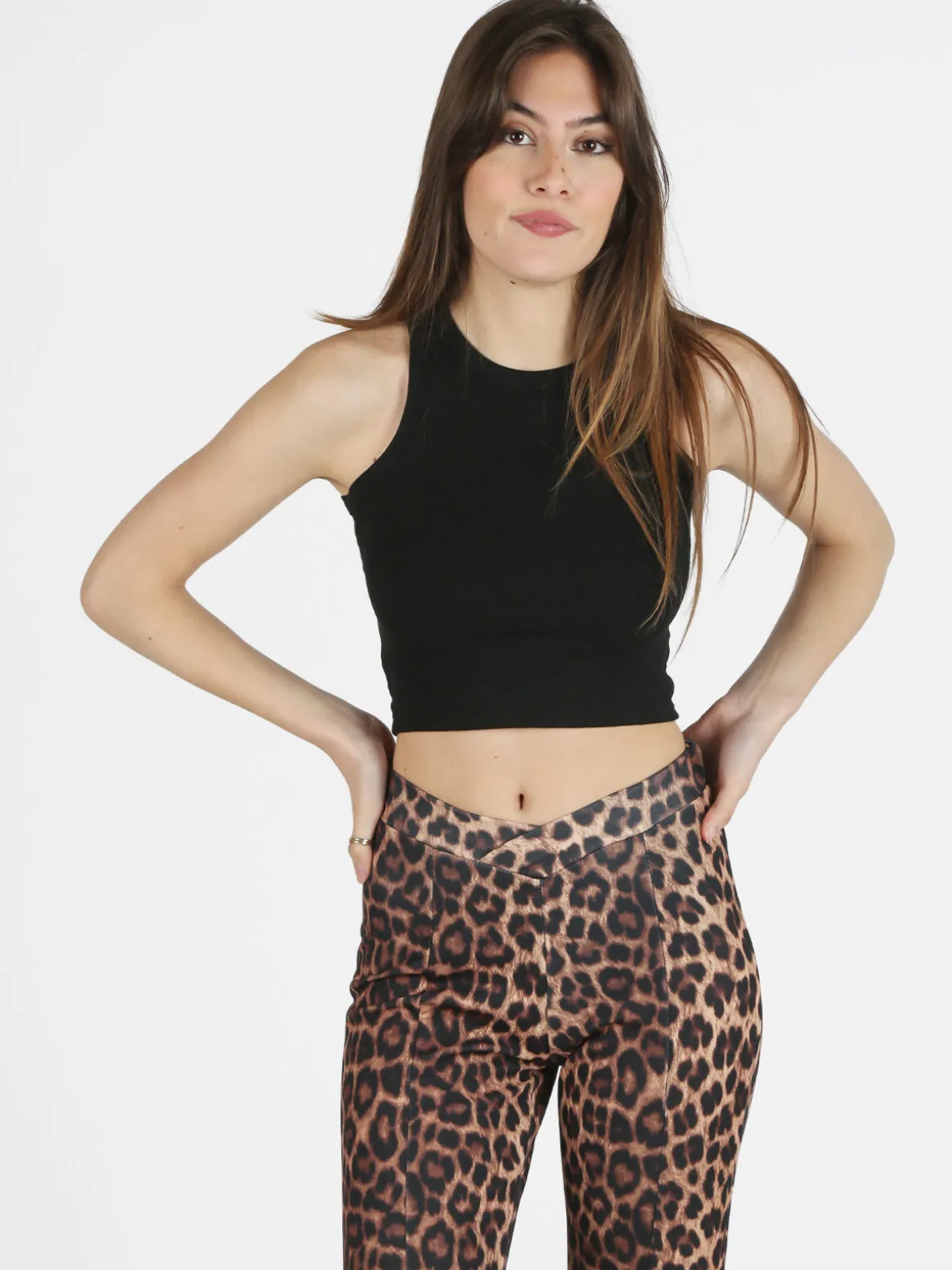 Essenziale Milano Top cropped donna a costine