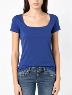 Essenziale Milano T-shirt da donna in cotone con scollo quadrato - rosso