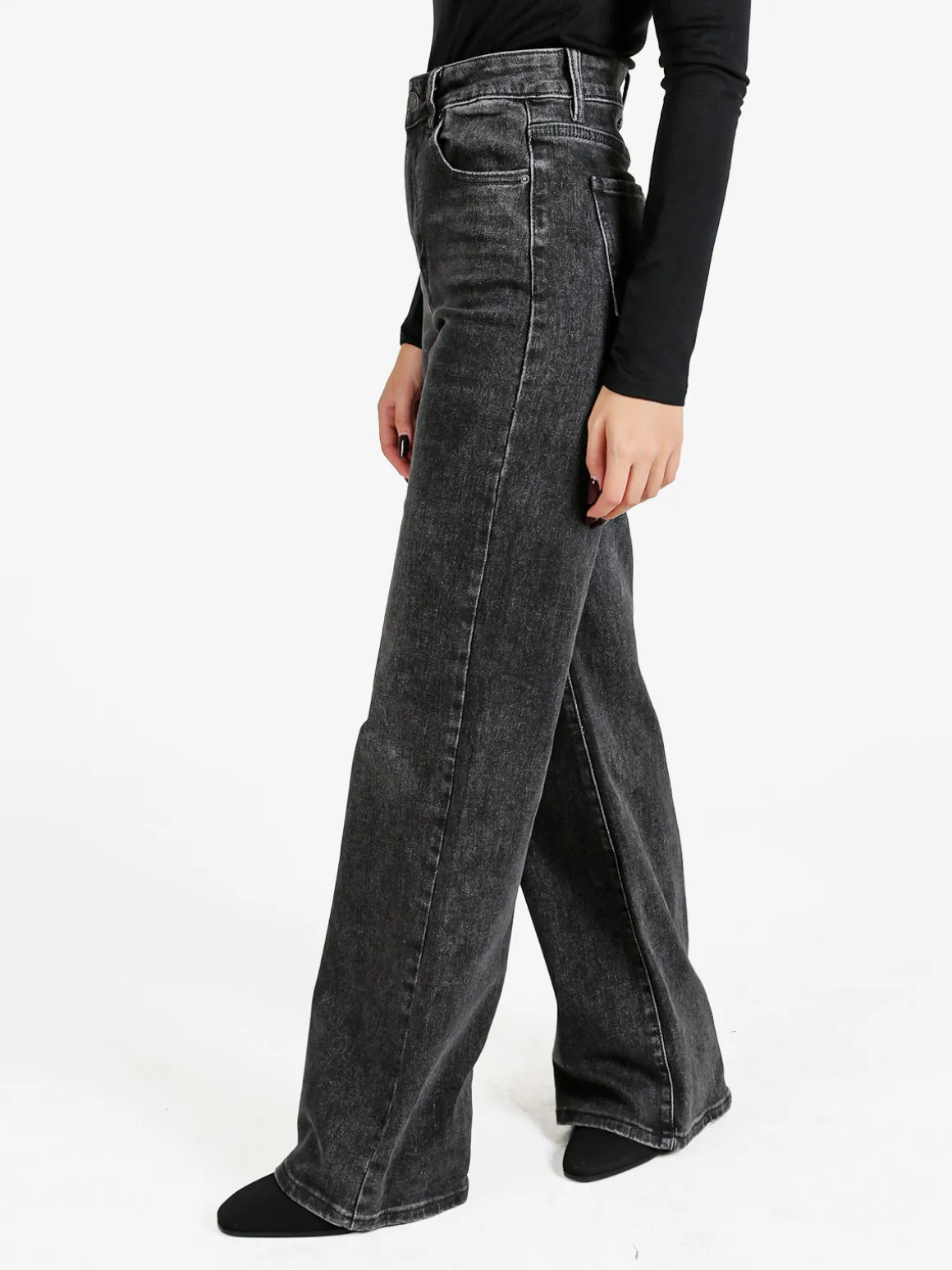 Farfallina Jeans donna a vita alta con finale a zampa - nero
