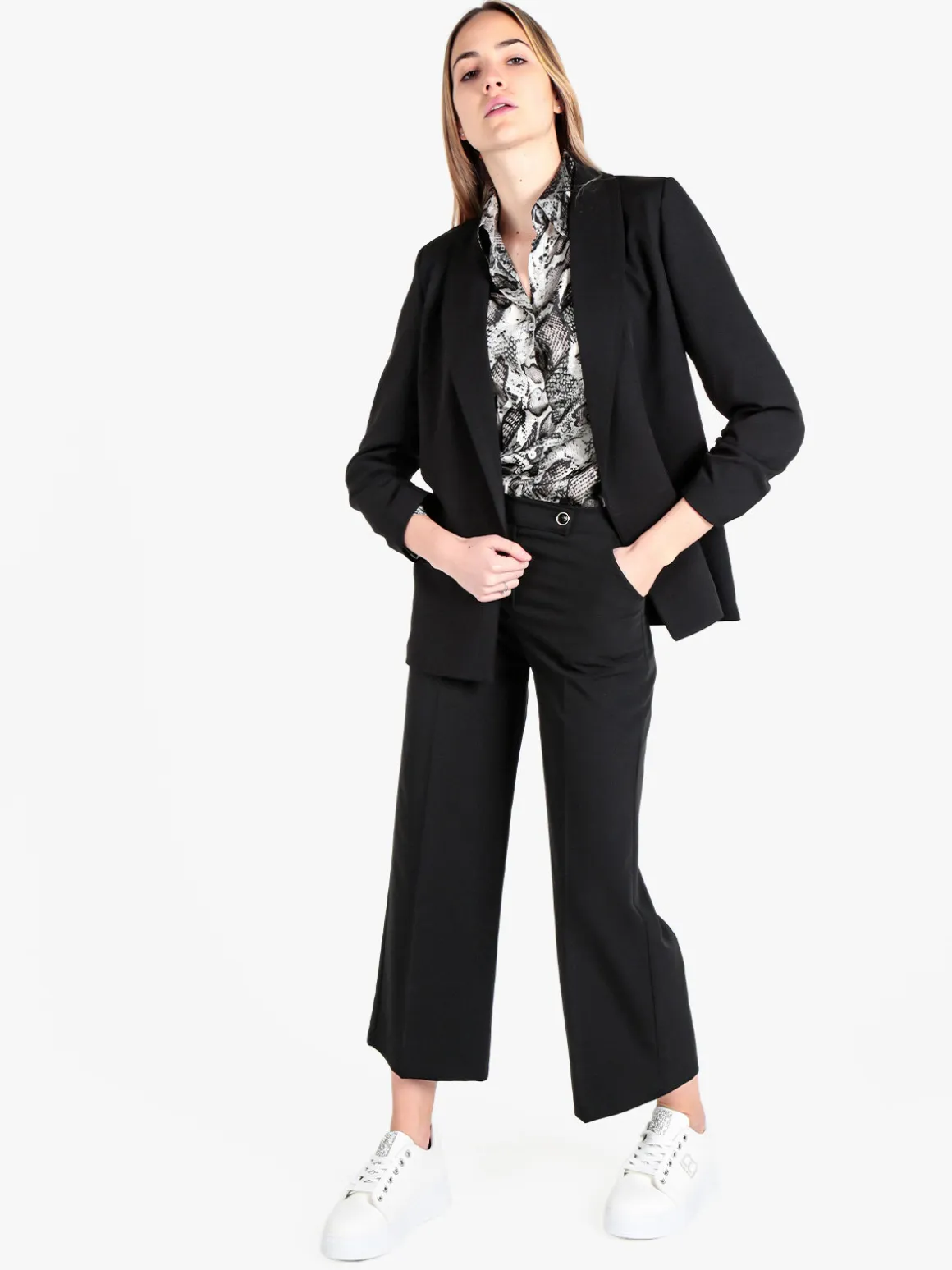 Frenetika Pantaloni da donna crop a palazzo