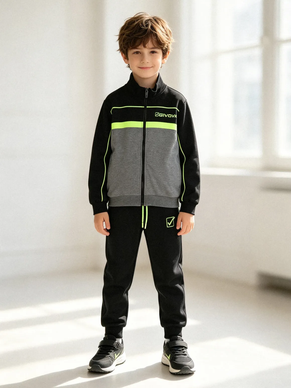 Givova Completo tuta 2 pezzi da bambino con zip - verde chiaro