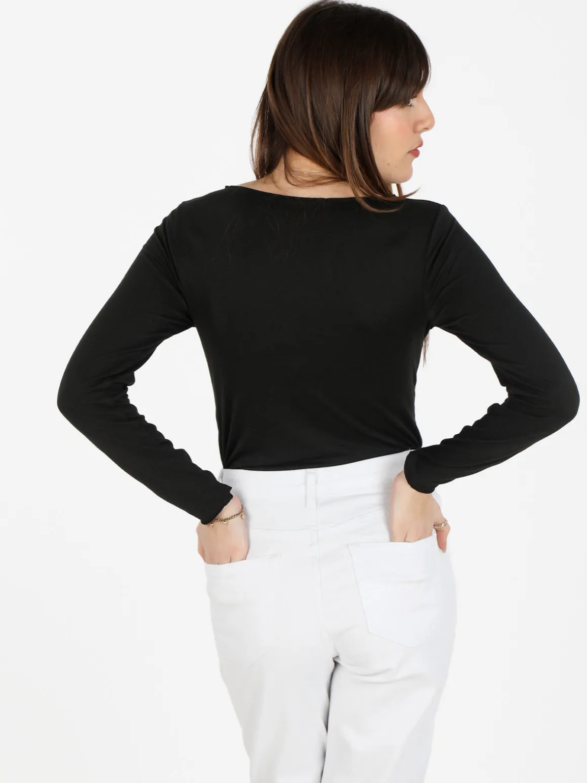 Gladys Maglia donna con scollo a barchetta in microfibra