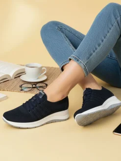 Igi&Co Sneakers donna in maglia con plantare in pelle e zeppa - blu scuro