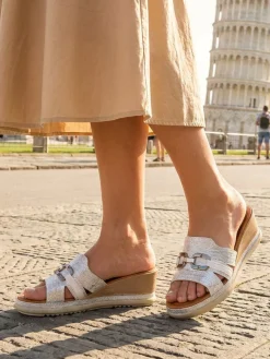 Inblu Ciabatte donna con zeppa e accessorio - argento