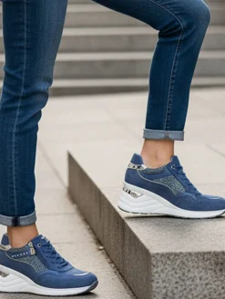 Inblu Sneakers donna scamosciate con zeppa - jeans