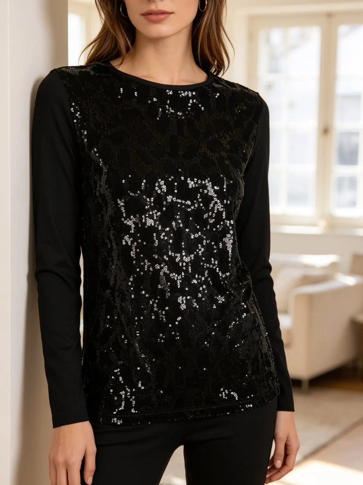 Intimami Maglia donna a maniche lunghe con dettagli in velluto e paillettes - nero