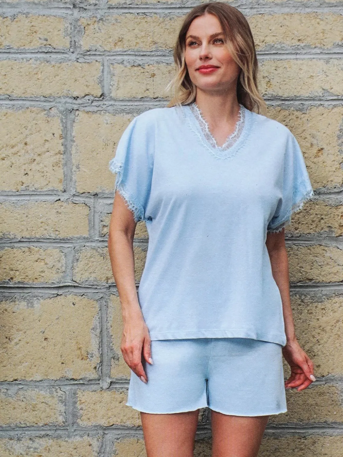 Kissimo Pigiama corto da donna in cotone con scollo in pizzo