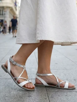 La Cuoieria Sandali donna in pelle con cinturino e fibbia - bianco