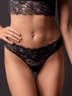 Lormar Party coordinato intimo donna in pizzo con top a maniche lunghe + brasiliana - nero
