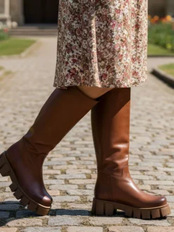 Made In Italy - Dolce Moda Stivali in pelle da donna con suola carrarmato
