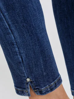 Max & Liu Jeans donna a sigaretta con punto luce sul finale - jeans