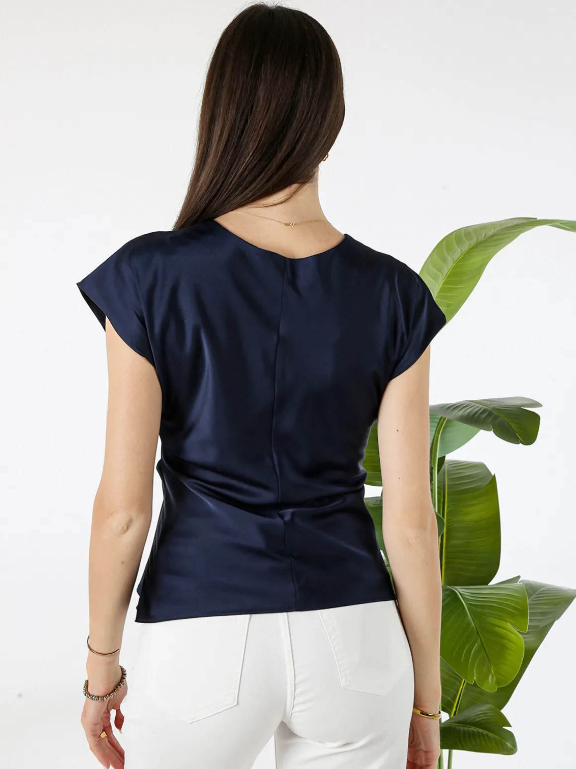 Melitea Blusa donna a maniche corte in tessuto effetto raso - bianco