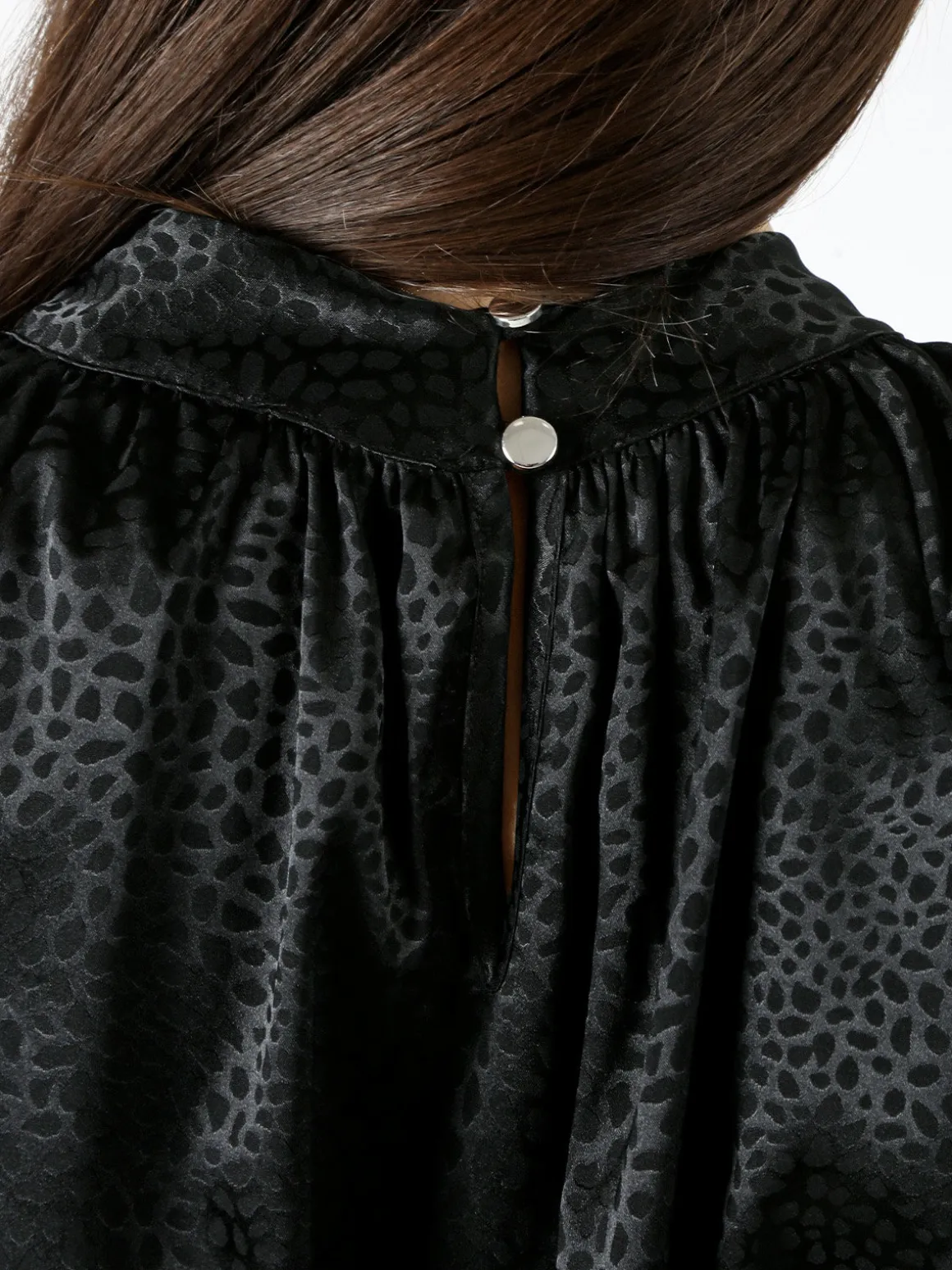 Miss E Co Blusa donna accollata a maniche lunghe linea curvy - nero
