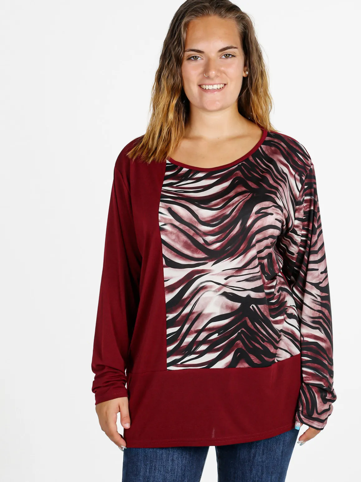 Miss E Co Blusa donna a maniche lunghe con stampa fantasia linea curvy - bordeaux