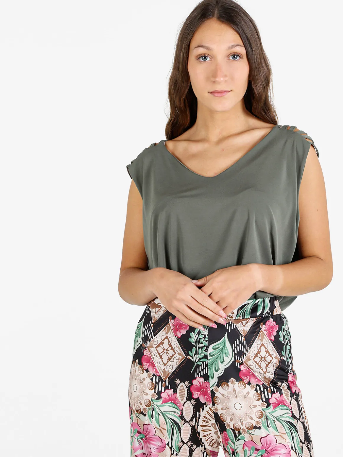 Miss E Co Top donna smanicato con scollo a V linea curvy