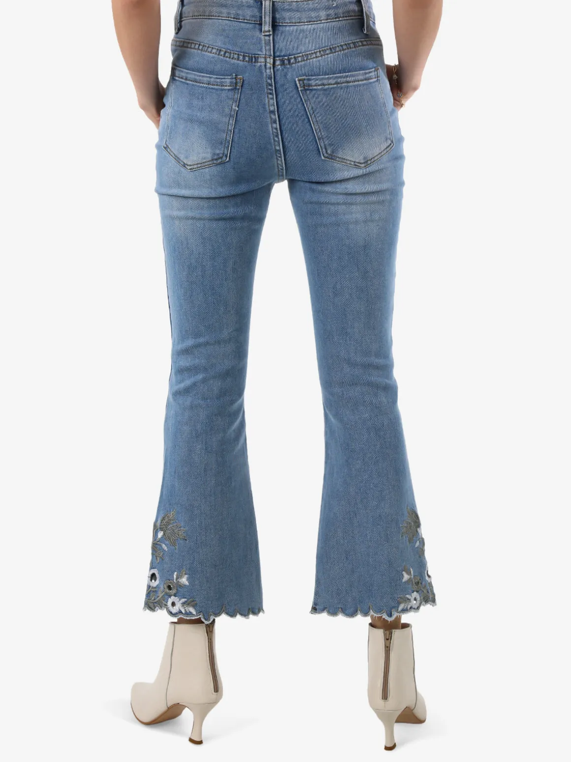 Miss Sister Jeans donna crop a zampa con ricami sul fondo - jeans