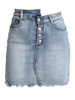Miss Two Gonna in jeans con bottoni
