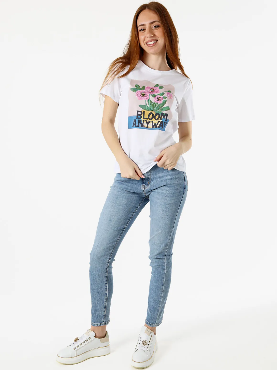 Monte Cervino T-shirt da donna in cotone con stampa fiori e strass - rosa