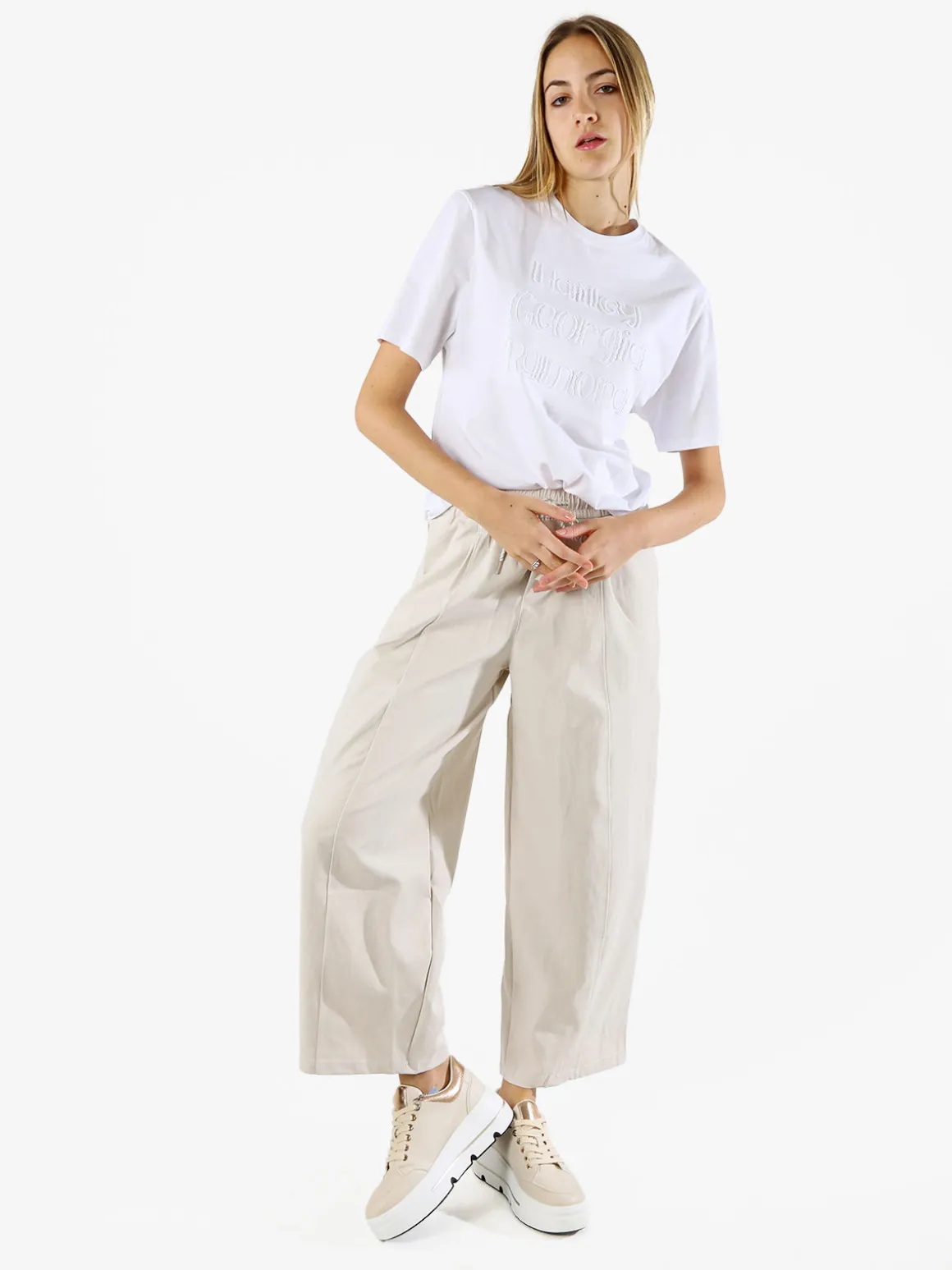 Monte Cervino T-shirt da donna in cotone con ricami - bianco