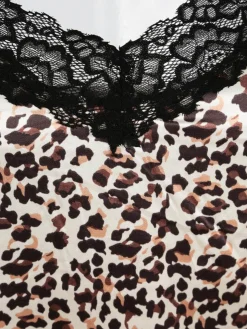 Multi Sexi Top maculato con pizzo