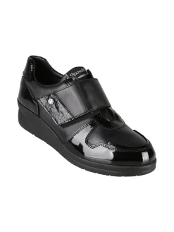 Riposella Scarpe in pelle da donna con fascia a strappo e zeppa