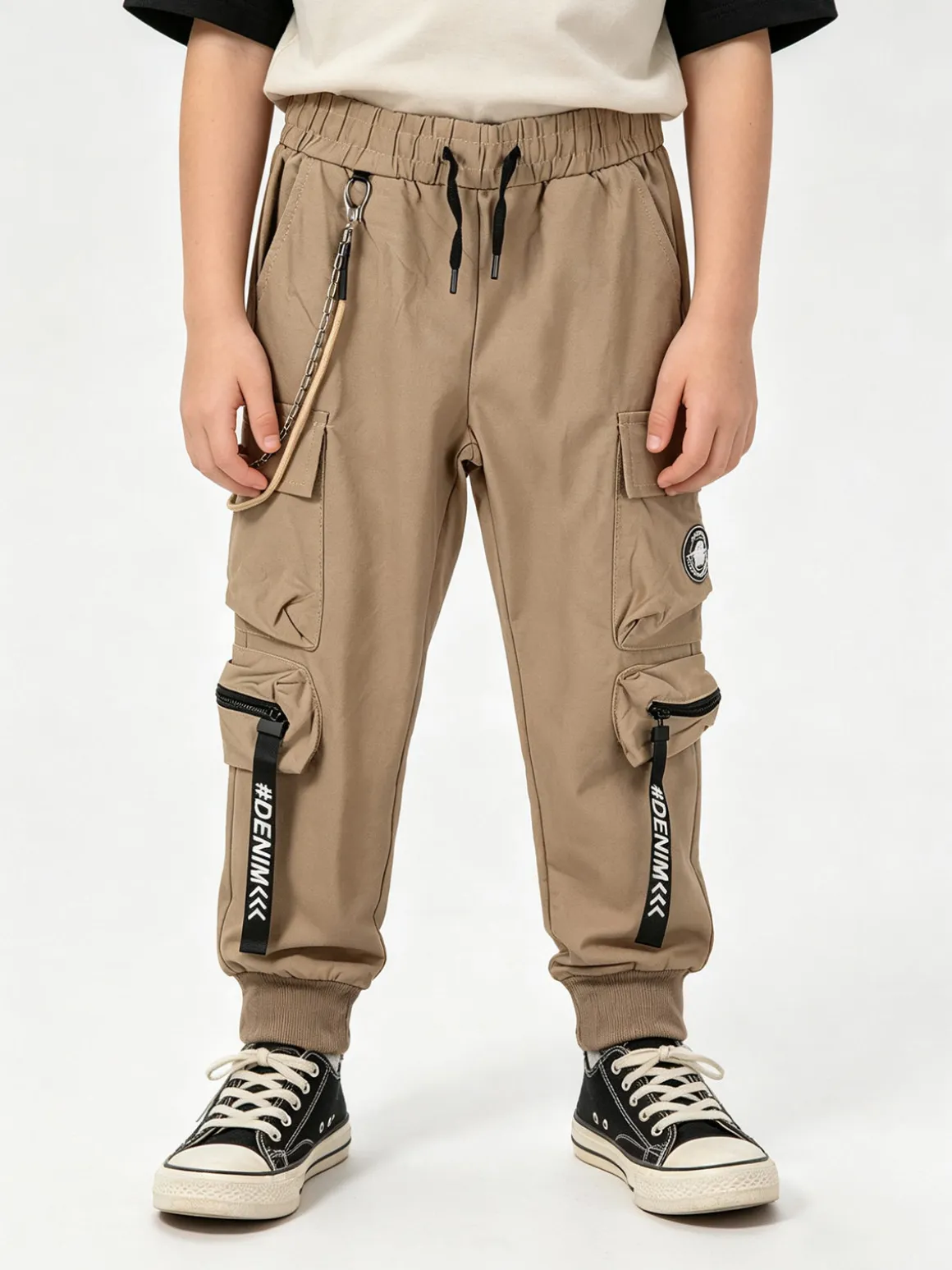 Run Boy Pantaloni cargo da bambino con coulisse e catena decorativa - taupe