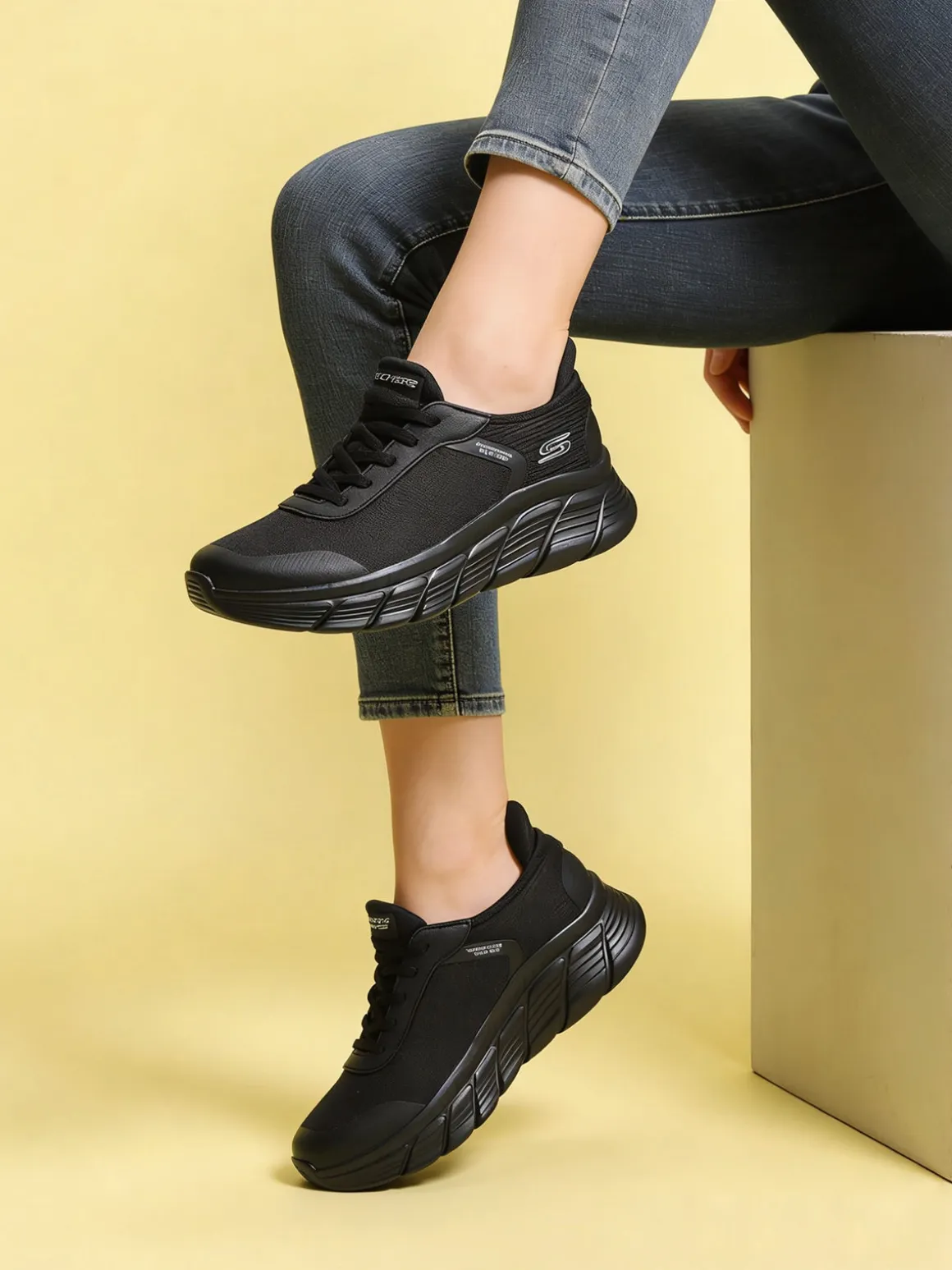 Skechers BOBS B-FLEX LINEAR FORCE Sneakers sportiva donna - nero