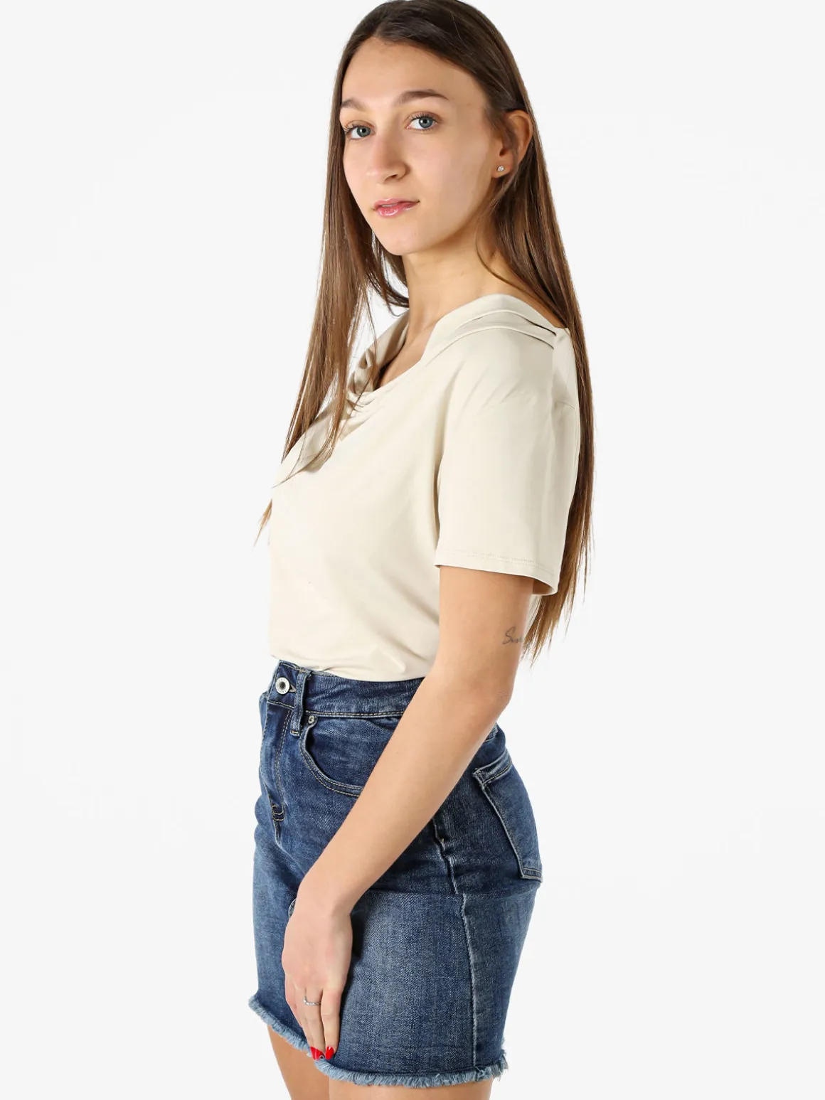 Solada Blusa donna a maniche corte con scollo a cascata - beige