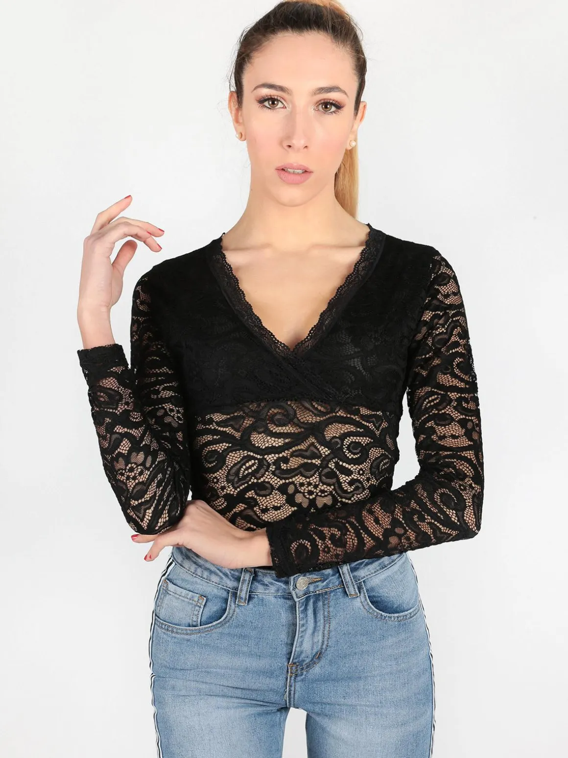Solada Body nero in pizzo a maniche lunghe