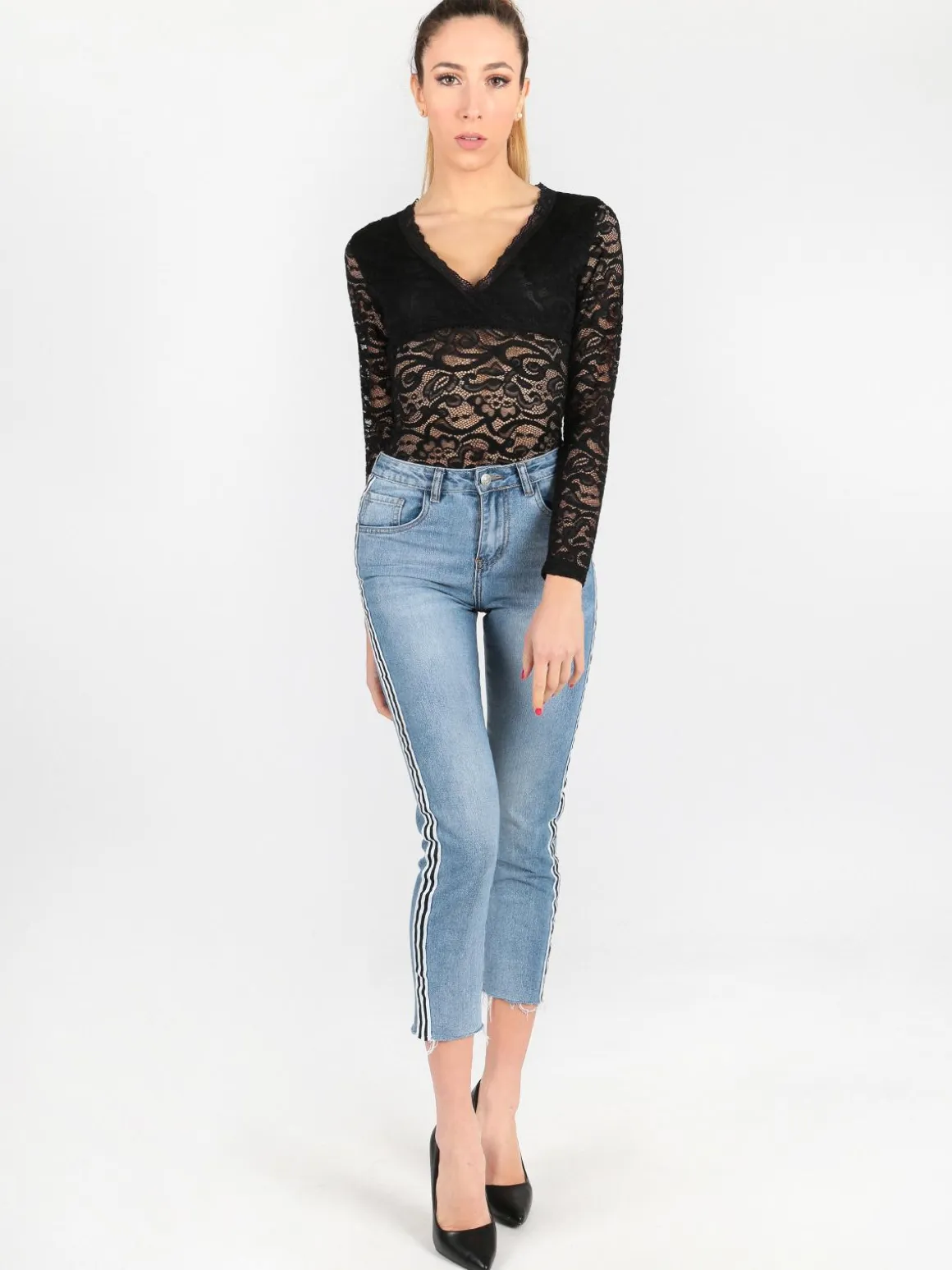 Solada Body nero in pizzo a maniche lunghe