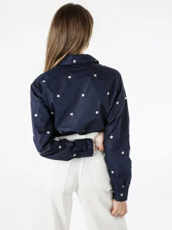Solada Camicia donna a maniche lunghe in misto cotone con stampa cuori - blu scuro