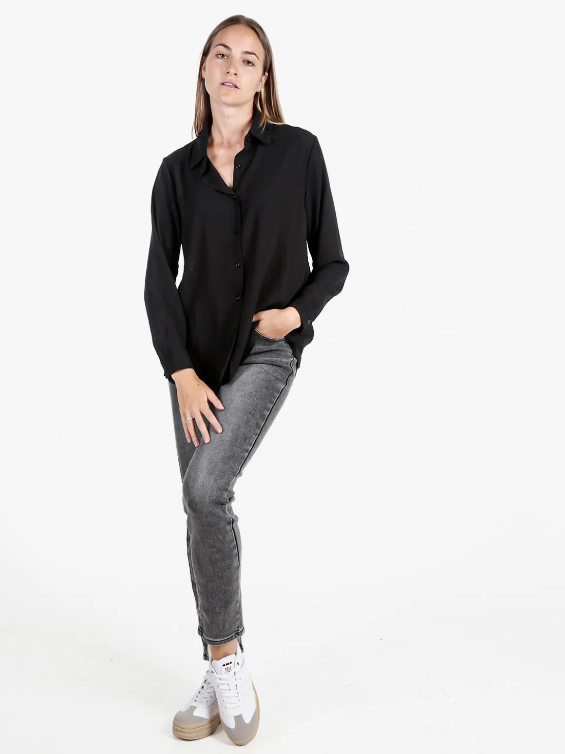 Solada Camicia donna leggera a maniche lunghe - nero