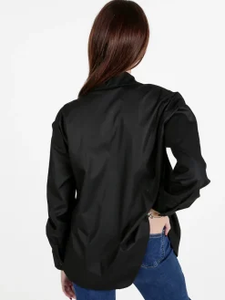 Solada Camicia donna oversize con fiore gioiello applicato