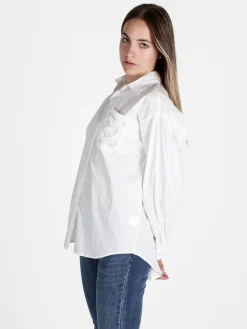 Solada Camicia donna oversize con taschino ricamato