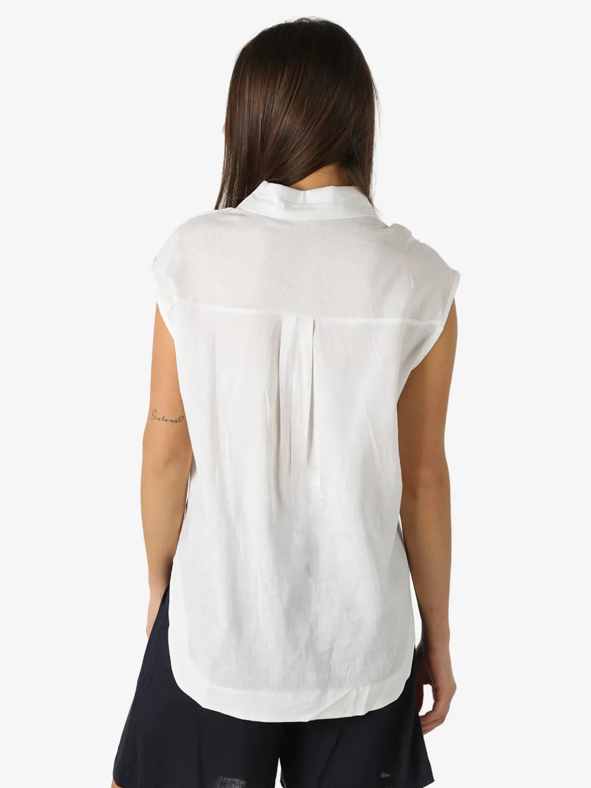 Solada Camicia donna smanicata in misto lino - bianco