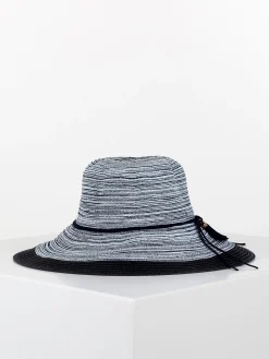 Solada Cappello con nastrino e nappine