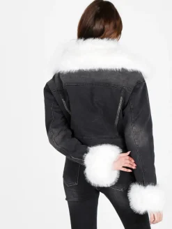 Solada Giacca donna cropped in jeans con polsini e scollo in pelliccia sintetica