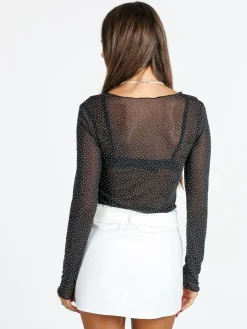 Solada Maglia girocollo da donna in microrete con borchie - nero