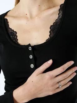 Solada Maglietta donna in cotone a maniche lunghe con dettaglio di pizzo - nero