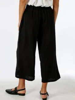 Solada Pantaloni donna cropped a gamba larga con coulisse - nero